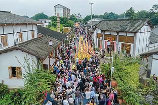 中国男足亚洲杯纪念徽章现已开启预售，限量700枚